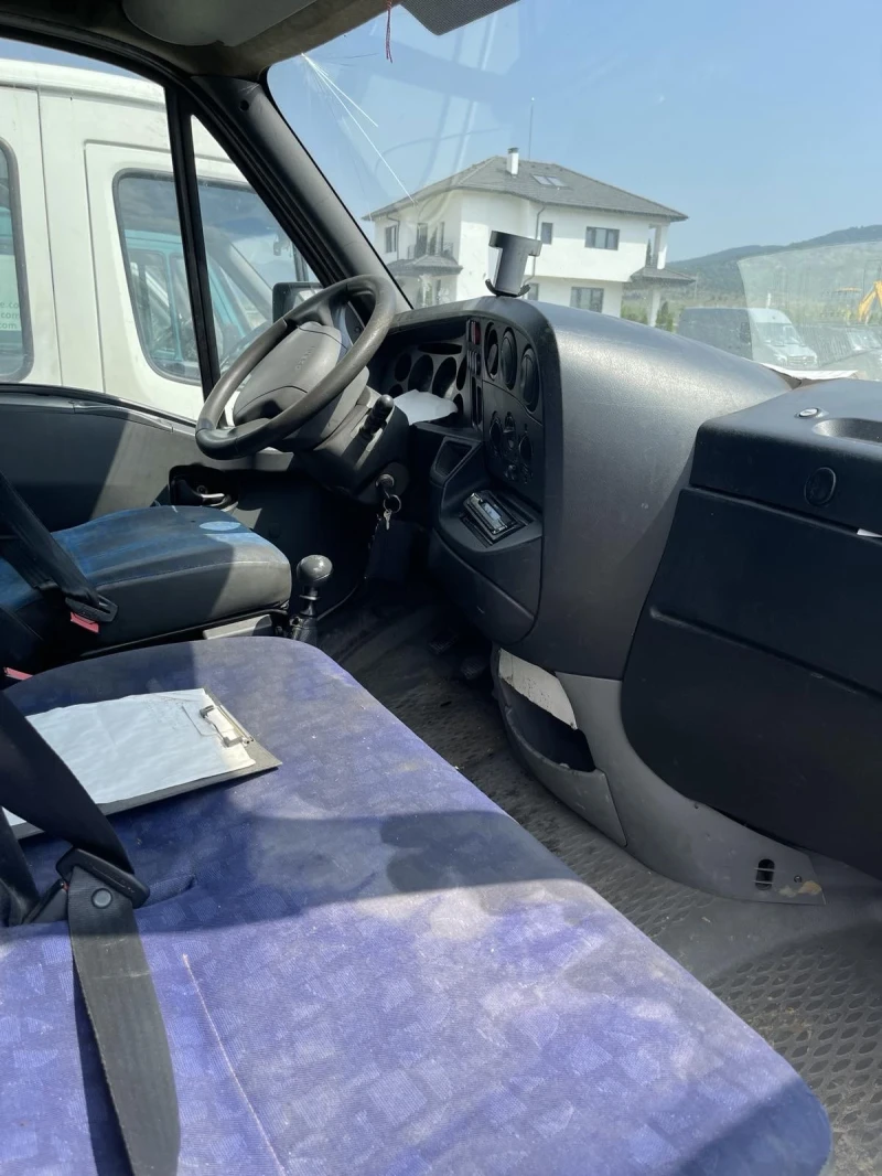 Iveco Daily Хладилен, снимка 3 - Бусове и автобуси - 53519667