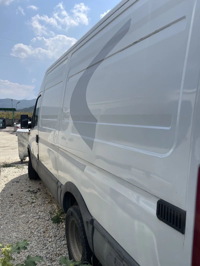 Iveco Daily Хладилен, снимка 5 - Бусове и автобуси - 53519667