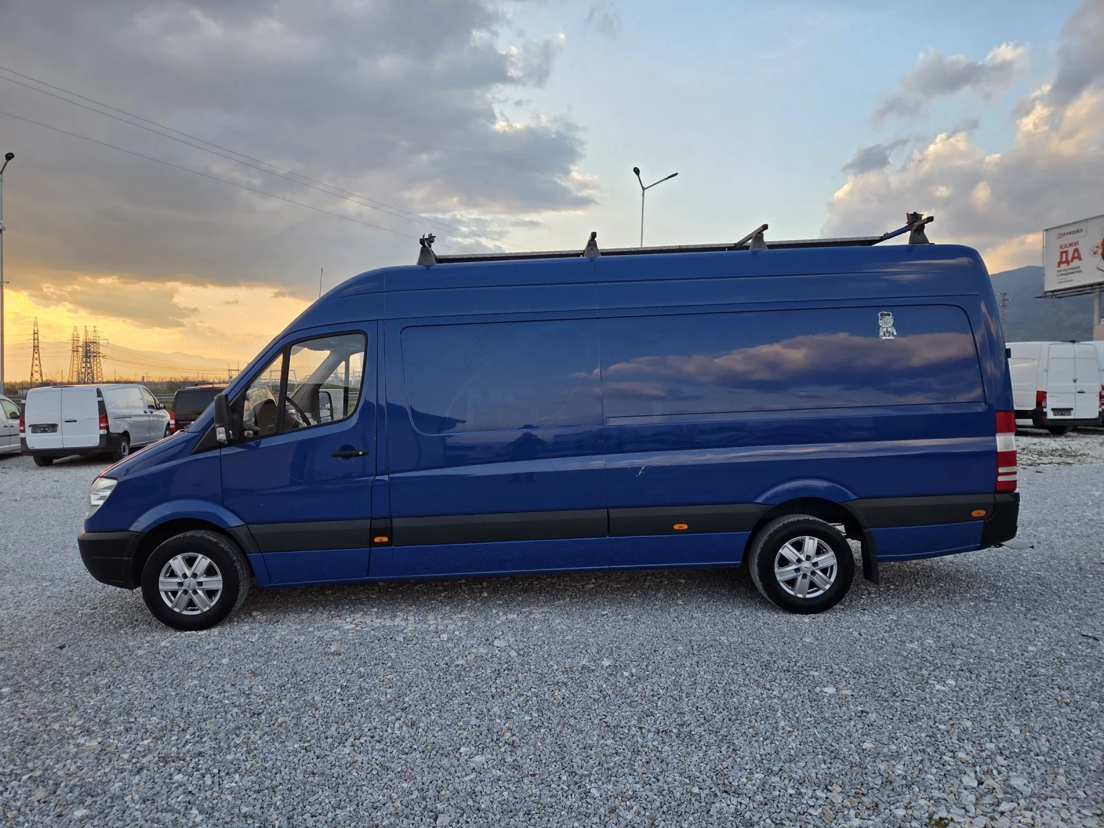Mercedes-Benz Sprinter 319 CDI, V6, Макси, Климатик, снимка 2 - Бусове и автобуси - 53728076