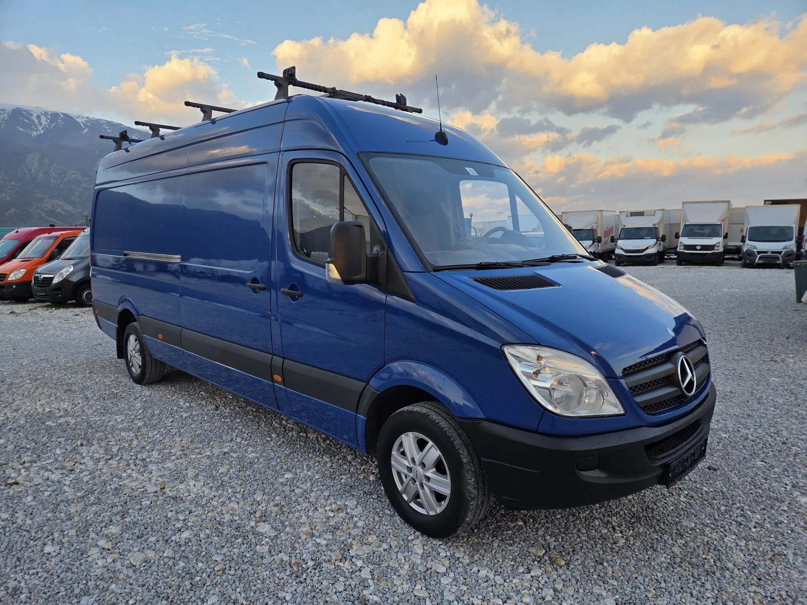 Mercedes-Benz Sprinter 319 CDI, V6, Макси, Климатик, снимка 7 - Бусове и автобуси - 53728076