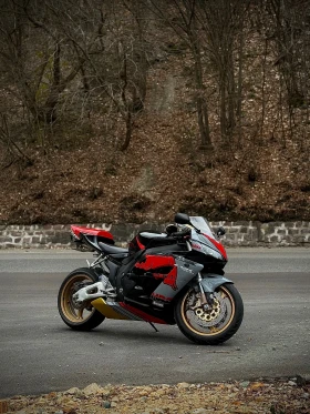 Honda Cbr 1000 RR SC57, снимка 3