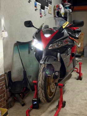 Honda Cbr 1000 RR SC57, снимка 2