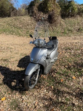 Aprilia Scarabeo 250ie, снимка 4