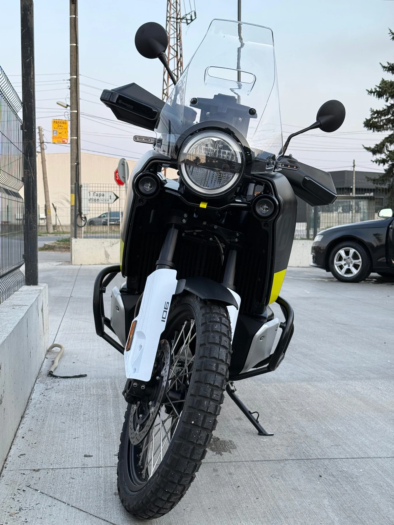 Husqvarna Norden 901, снимка 4 - Мотоциклети и мототехника - 53800270