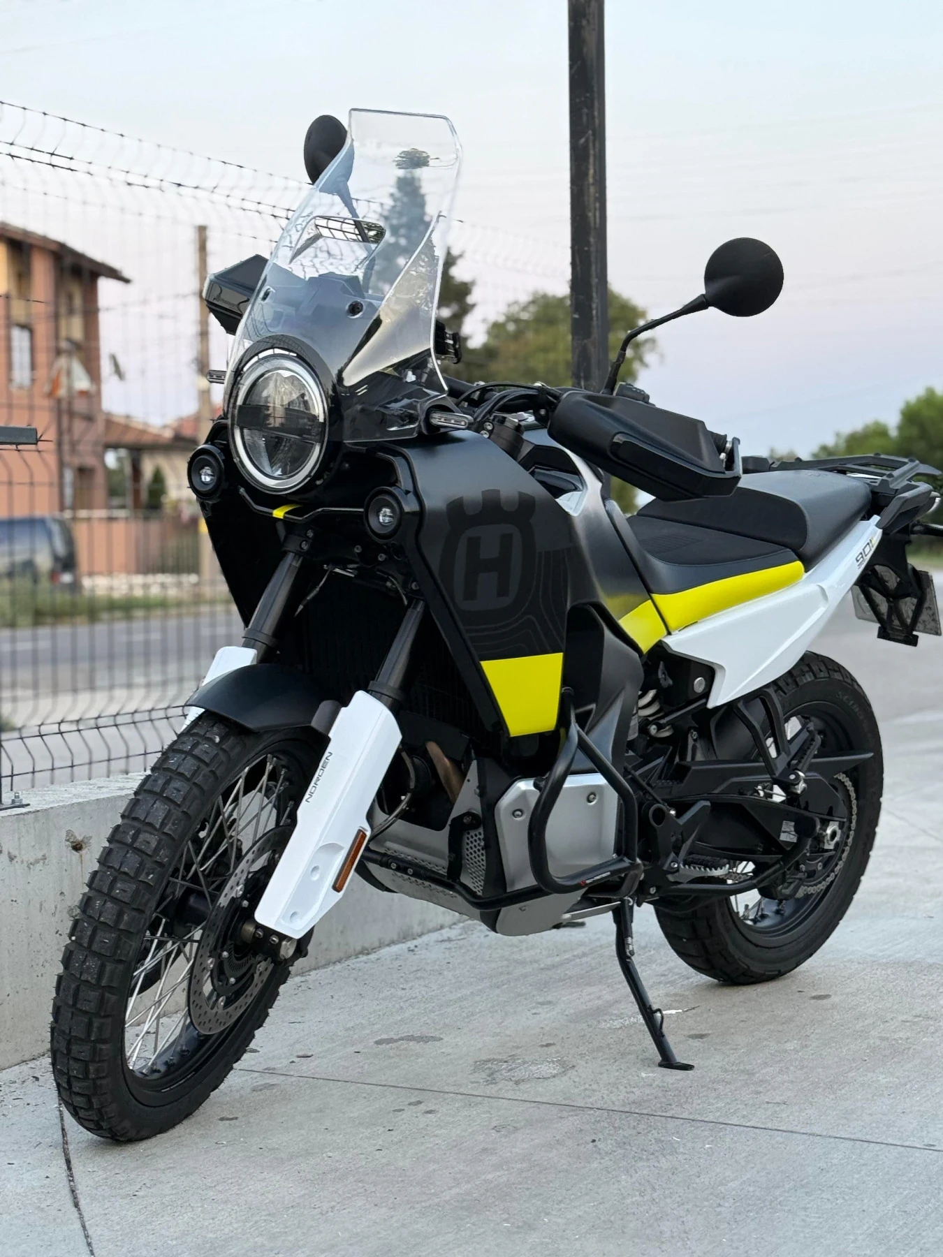 Husqvarna Norden 901, снимка 9 - Мотоциклети и мототехника - 53800270