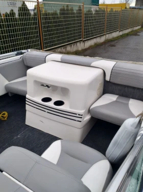 Моторна яхта Sea Ray, снимка 7