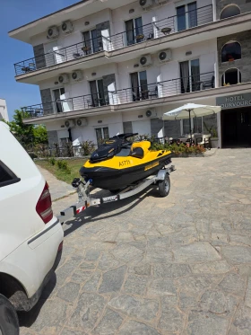 Джет Bombardier Sea Doo GTR 230, снимка 4 - Воден транспорт - 53570345