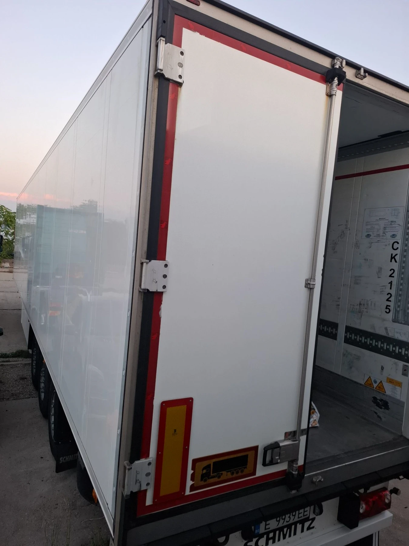 Полуремарке Schmitz Sko, снимка 10 - Ремаркета - 55924766