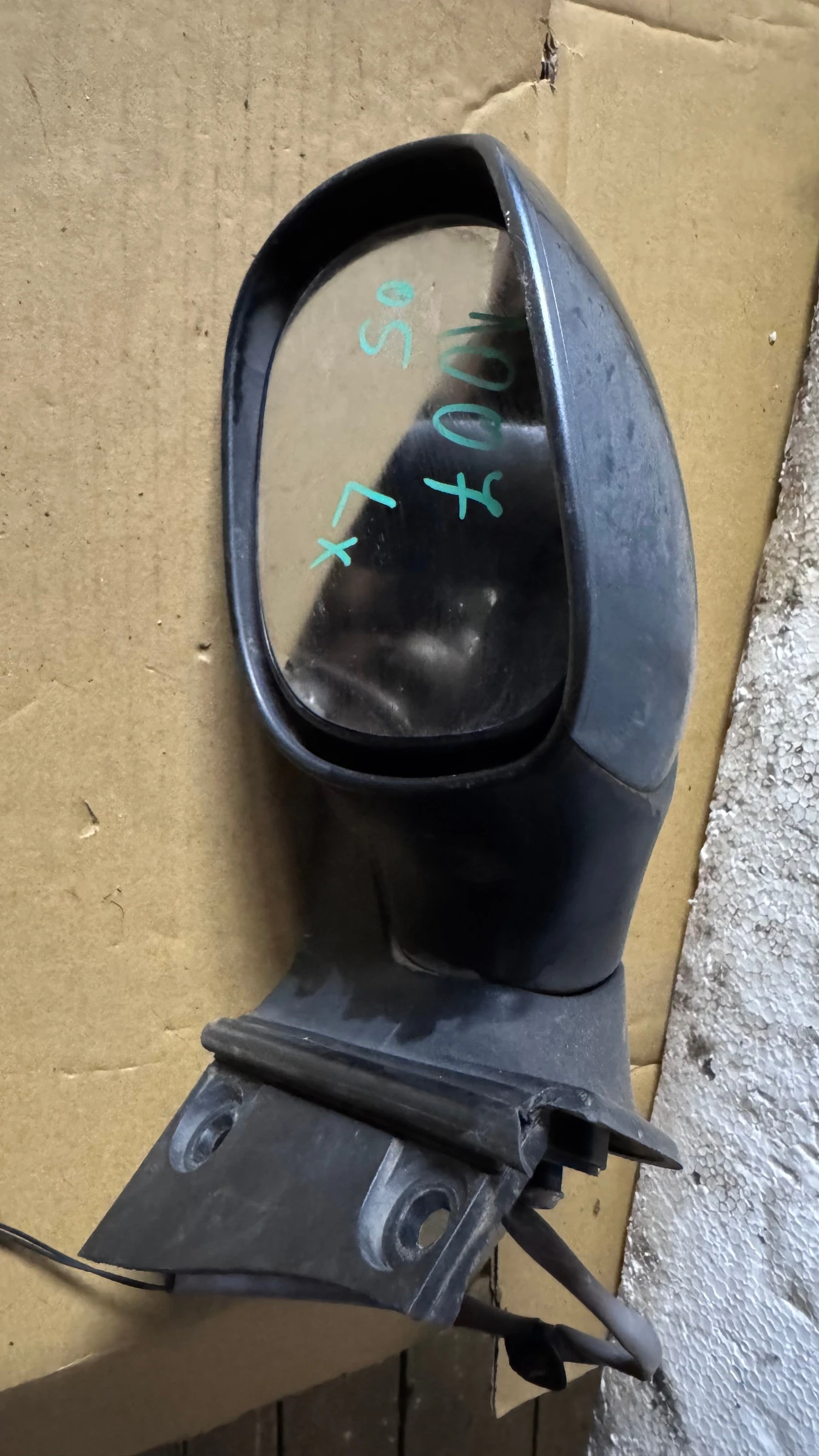   a Peugeot 1007 - E2011019 / E2021019 | Mobile.bg   1