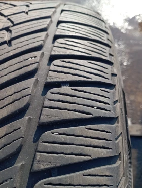 Гуми Зимни 255/50R19, снимка 5