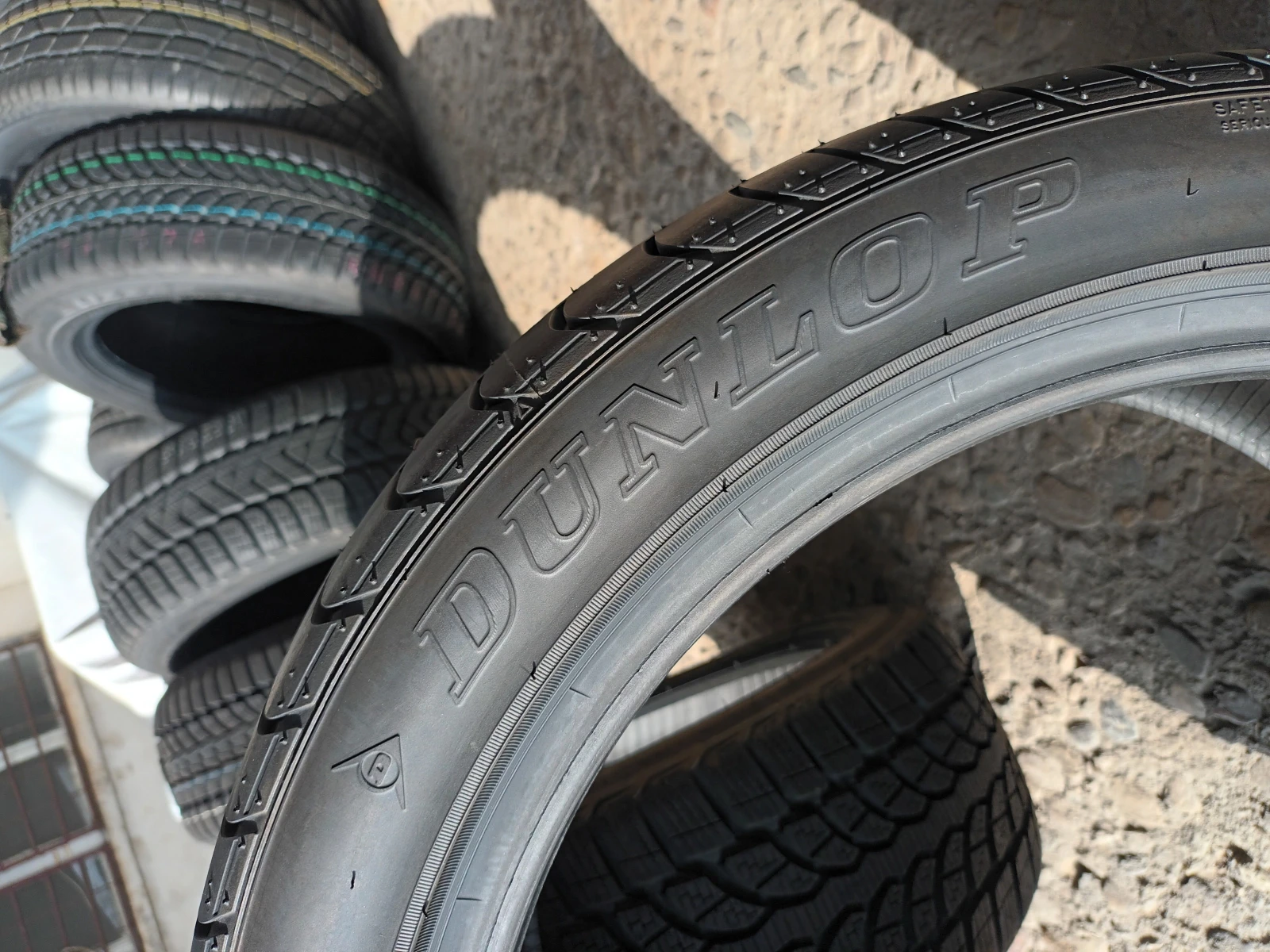 ���� 225/45R18 | Mobile.bg � ����������� 5