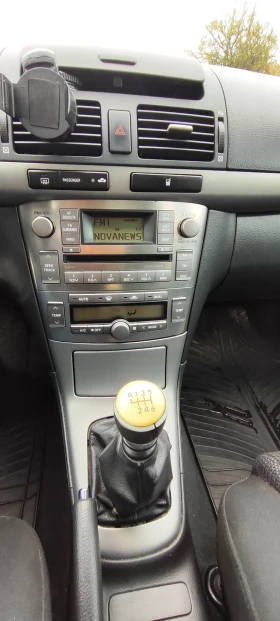 Toyota Avensis 2.2 D4D, снимка 11