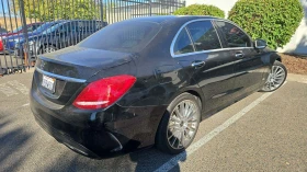 Mercedes-Benz C 300 AMG* BURMESTER* PANO* KEYLESS, снимка 4