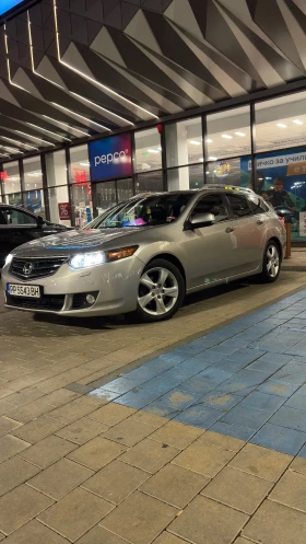 Обява за продажба на Honda Accord  Tourer 2.2 i-DTEC  180 к.с. Executive EURO 5 ~13 499 лв. - изображение 1