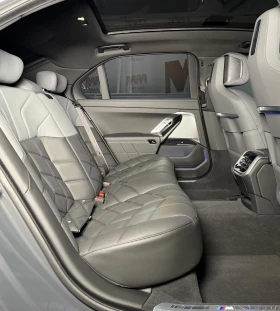 BMW 740 d xDrive* MSportPRO* IconicGlow* B&W* Carbon* HuD | Mobile.bg � ����� ������ 13