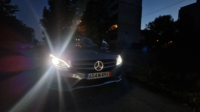 Mercedes-Benz C 300, снимка 2 - Автомобили и джипове - 47609311