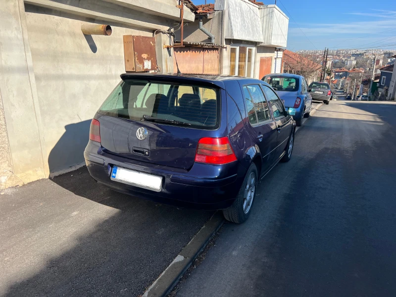 VW Golf GTI 1.8T, снимка 3 - Автомобили и джипове - 48879902