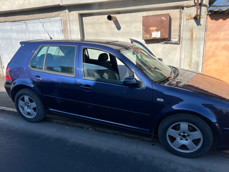 VW Golf GTI 1.8T, снимка 11 - Автомобили и джипове - 48879902