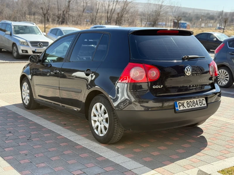 VW Golf 1.9 TDI, снимка 5 - Автомобили и джипове - 49387189