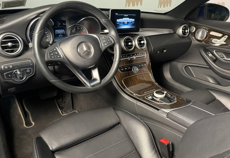 Mercedes-Benz C 300 AMG* 4Matic* Burmester* Pano* 360* Memory, снимка 6 - Автомобили и джипове - 49532613