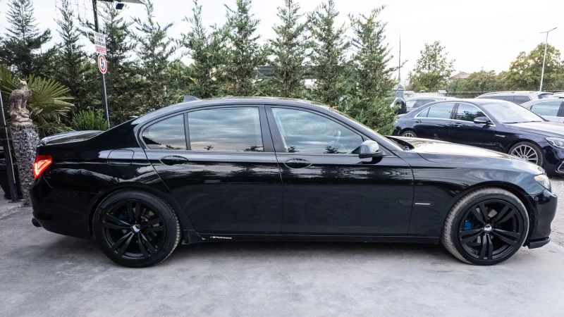 BMW 730 D XDRIVE FULL M PACK AKRAPOVIC ЛИЗИНГ 100%, снимка 10 - Автомобили и джипове - 51726361
