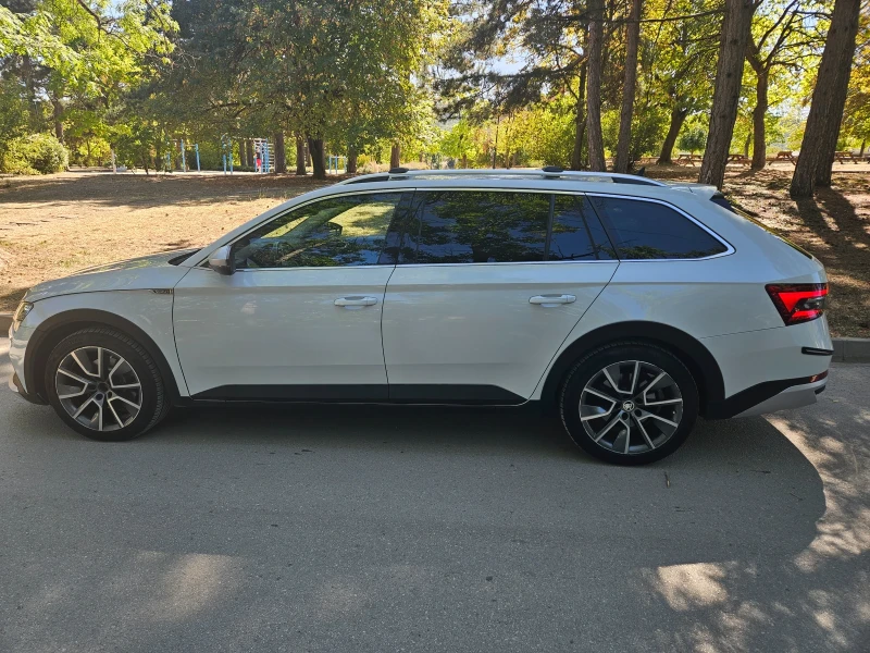 Skoda Superb Scout, снимка 5 - Автомобили и джипове - 52088638