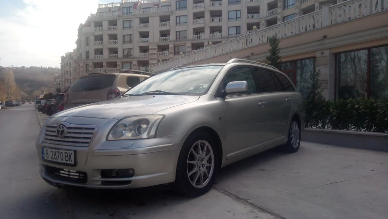 Toyota Avensis, снимка 7 - Автомобили и джипове - 52411743