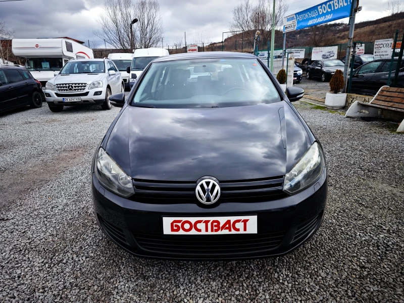 VW Golf 1.6 TDi, снимка 8 - Автомобили и джипове - 53529023
