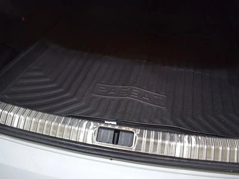 VW Passat, снимка 4 - Автомобили и джипове - 56687884