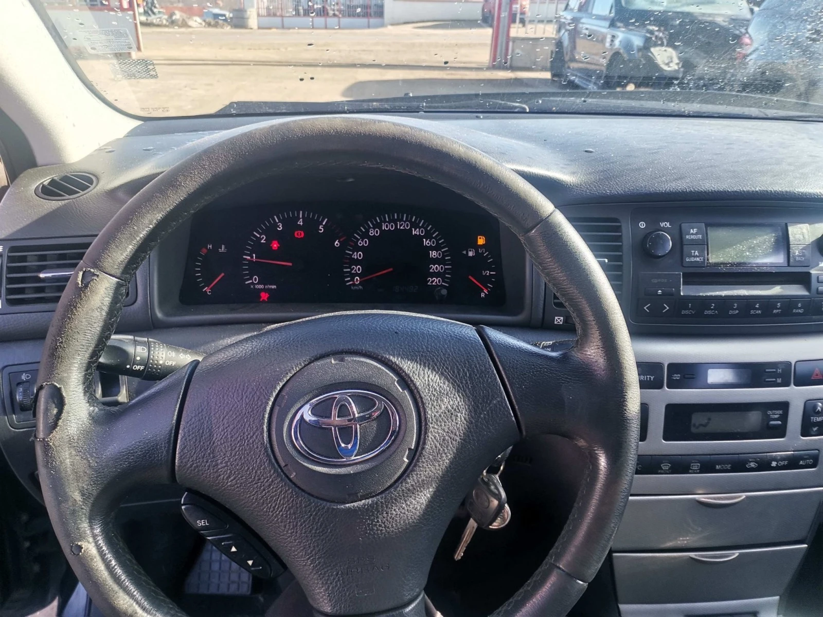 Toyota Corolla 2.0 - изображение 9