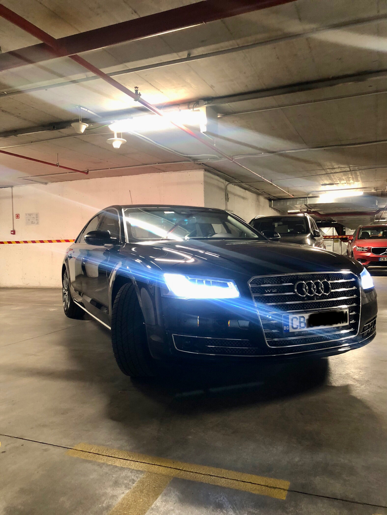 Audi A8 VR9 - изображение 1