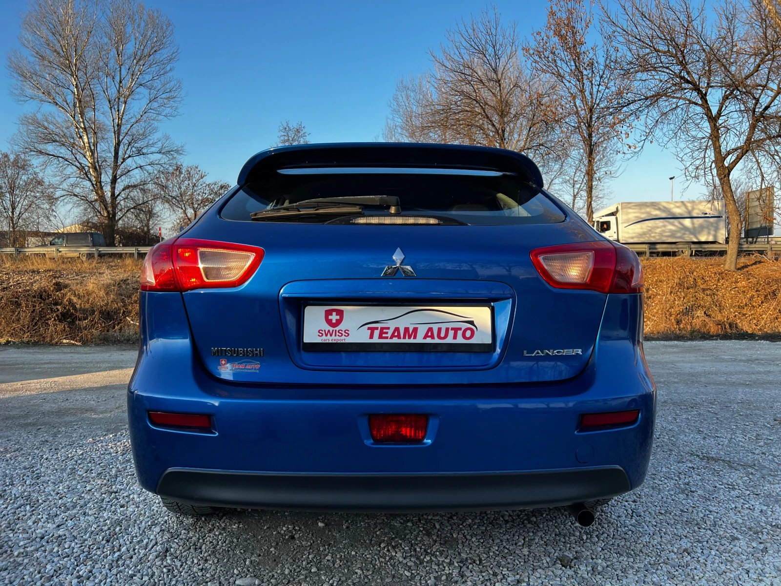 Mitsubishi Lancer 1.5i 126000km TOP - изображение 4