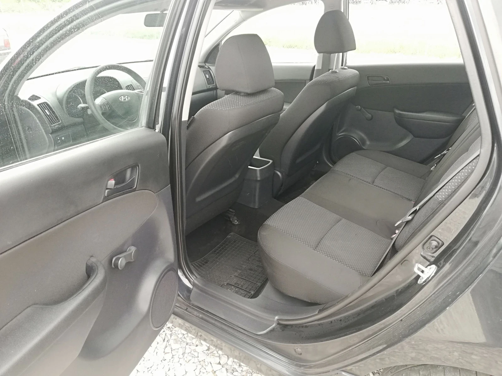 Hyundai I30 1.6crdi kli IT - изображение 9