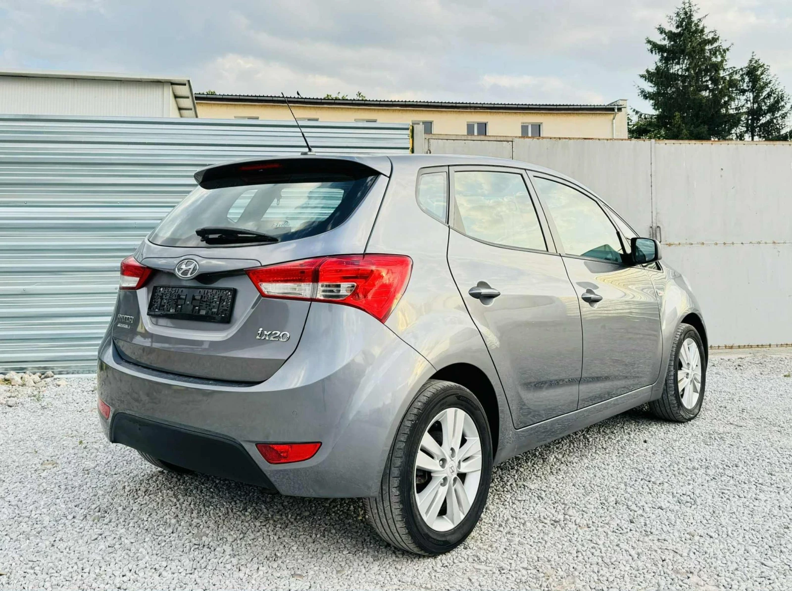 Hyundai Ix20 Уникален  - изображение 6