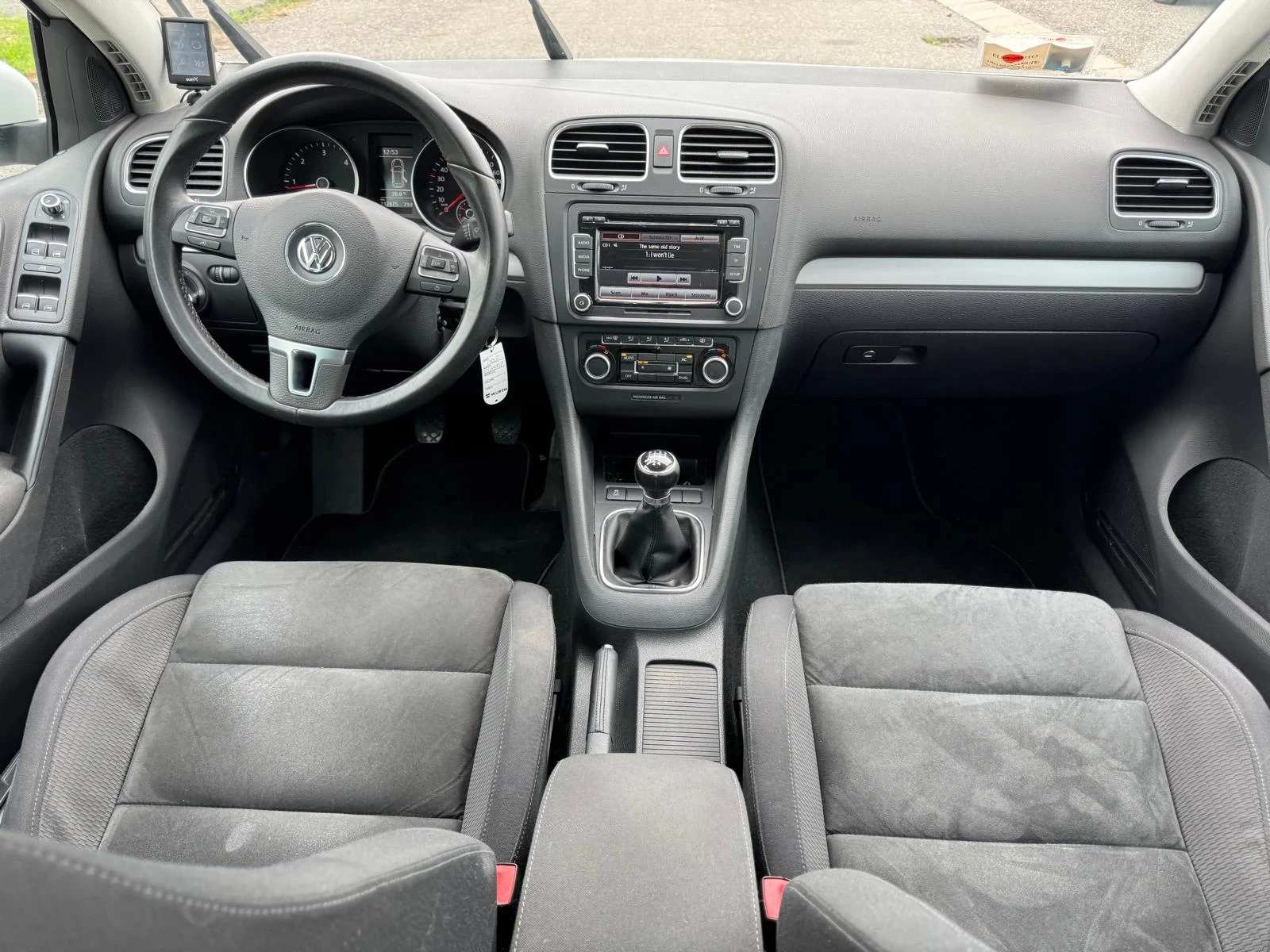 VW Golf 1.6tdi-105 - изображение 10