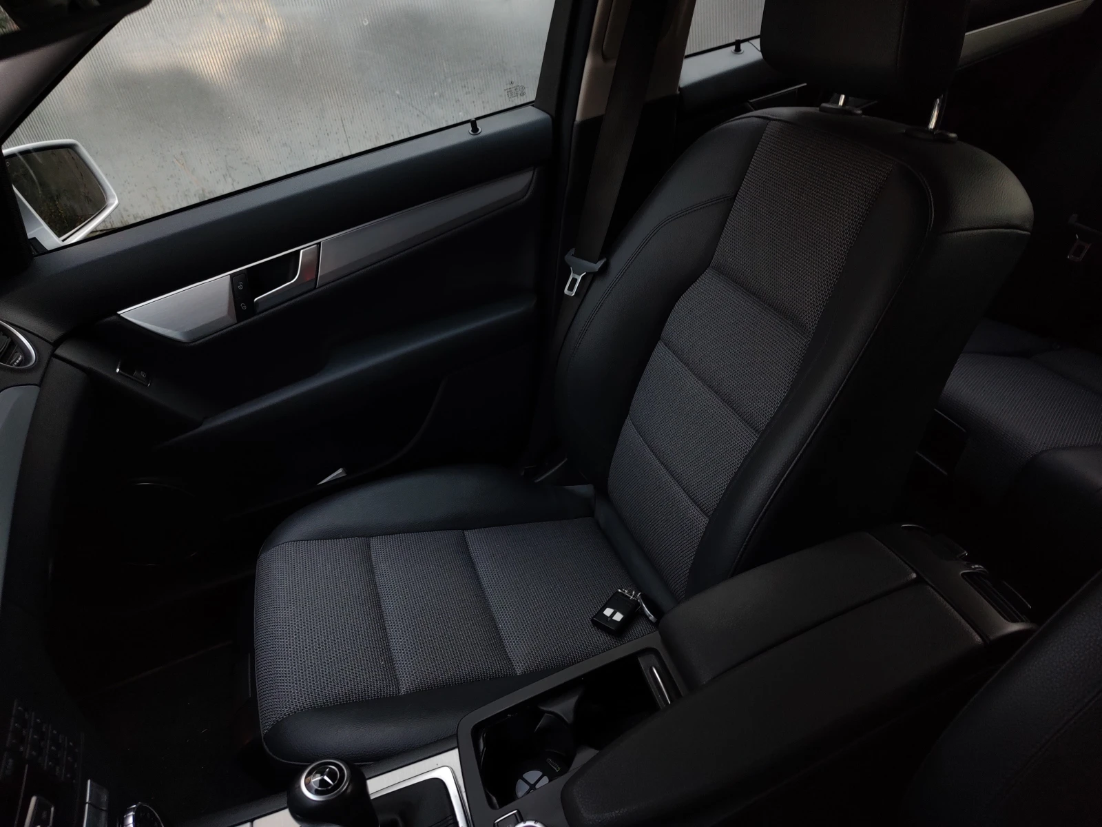 Mercedes-Benz C 200 | Mobile.bg � ����������� 12