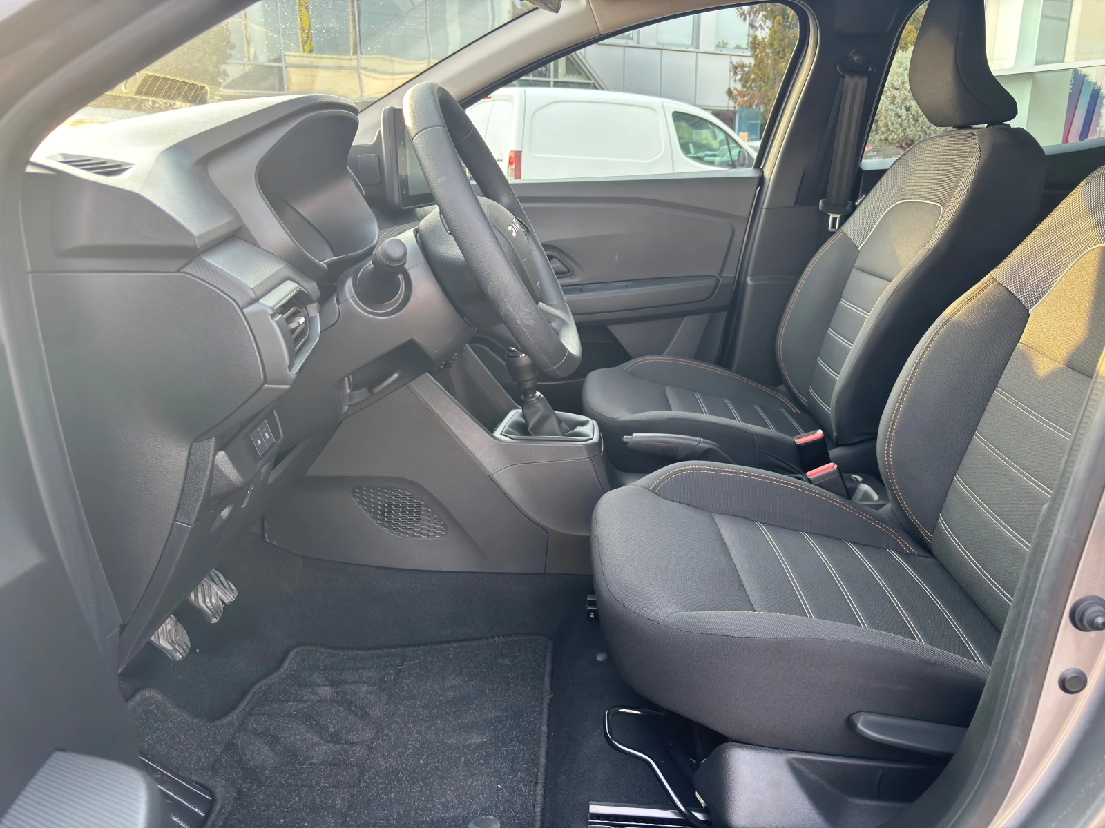 Dacia Sandero ECO-G 100 | Mobile.bg � ����������� 14