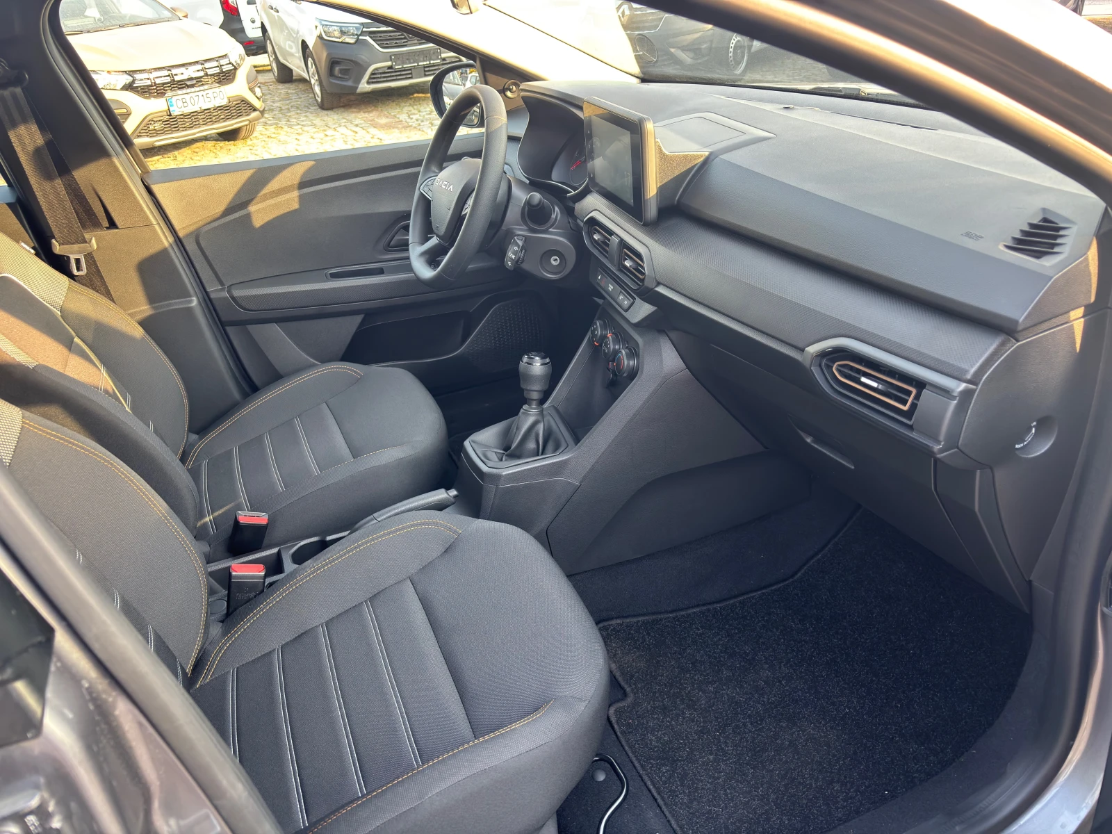 Dacia Sandero ECO-G 100 | Mobile.bg � ����������� 12