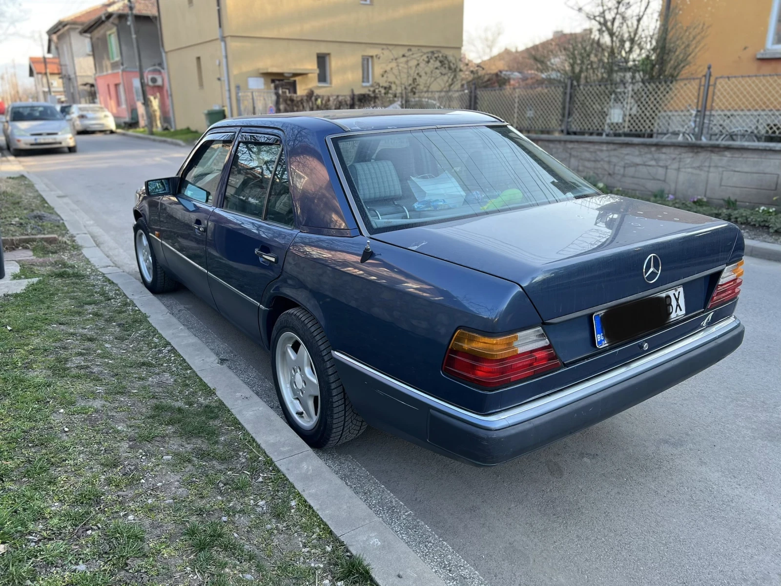 Mercedes-Benz 124 | Mobile.bg � ����������� 4