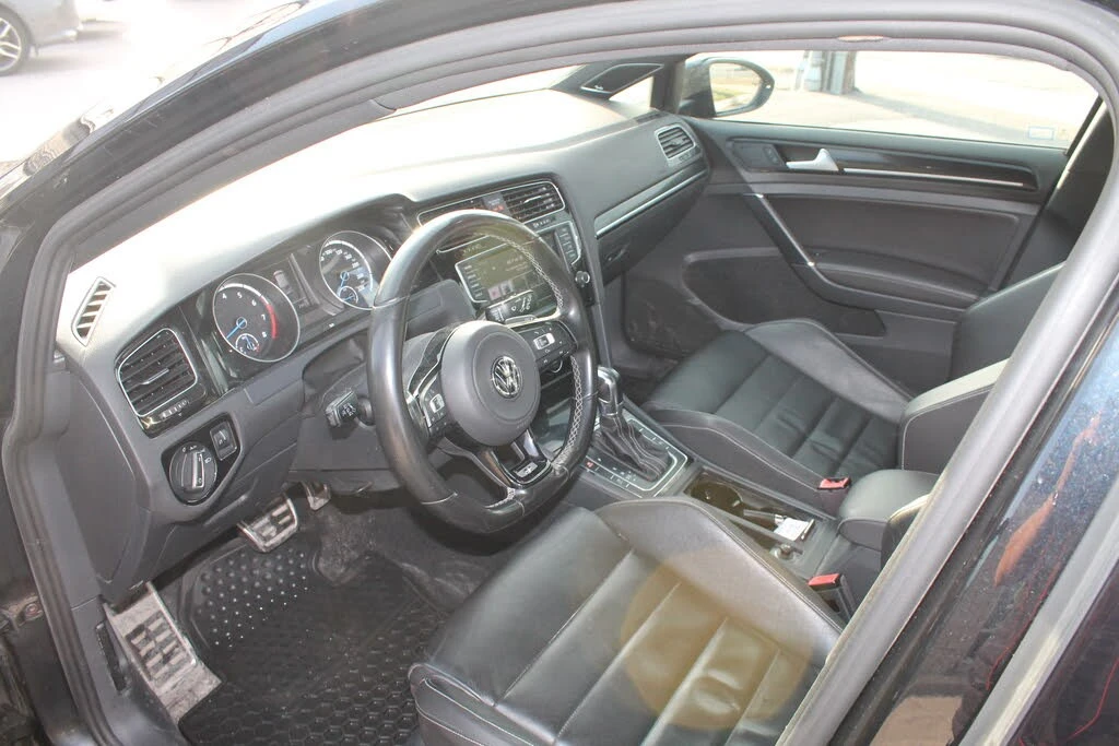 VW Golf R* AWD* ПОДГРЕВ* КАМЕРА* KEYLESS* , снимка 9 - Автомобили и джипове - 54445877