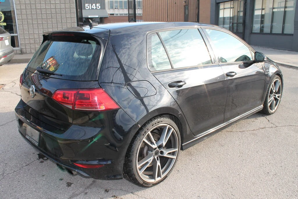 VW Golf R* AWD* ПОДГРЕВ* КАМЕРА* KEYLESS* , снимка 4 - Автомобили и джипове - 54445877