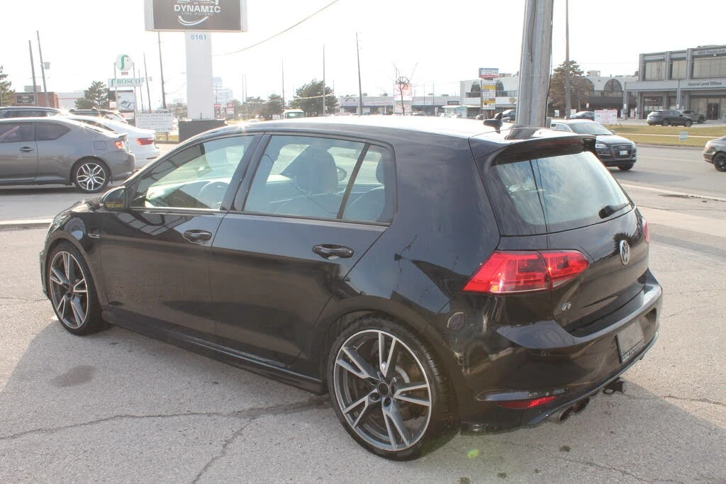 VW Golf R* AWD* ПОДГРЕВ* КАМЕРА* KEYLESS* , снимка 5 - Автомобили и джипове - 54445877