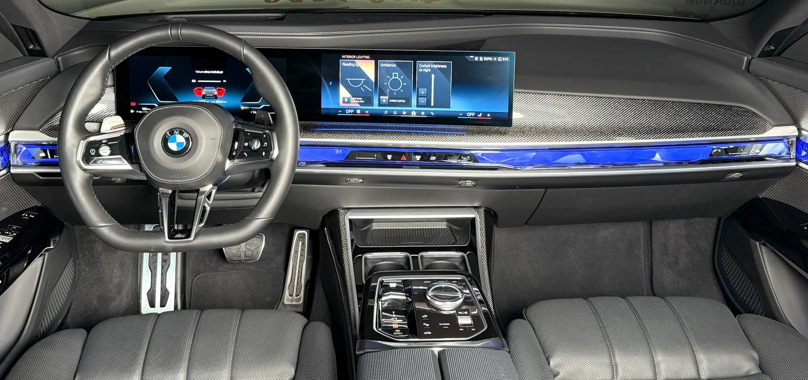 BMW 740 d xDrive* MSportPRO* IconicGlow* B&W* Carbon* HuD, снимка 9 - Автомобили и джипове - 54626299