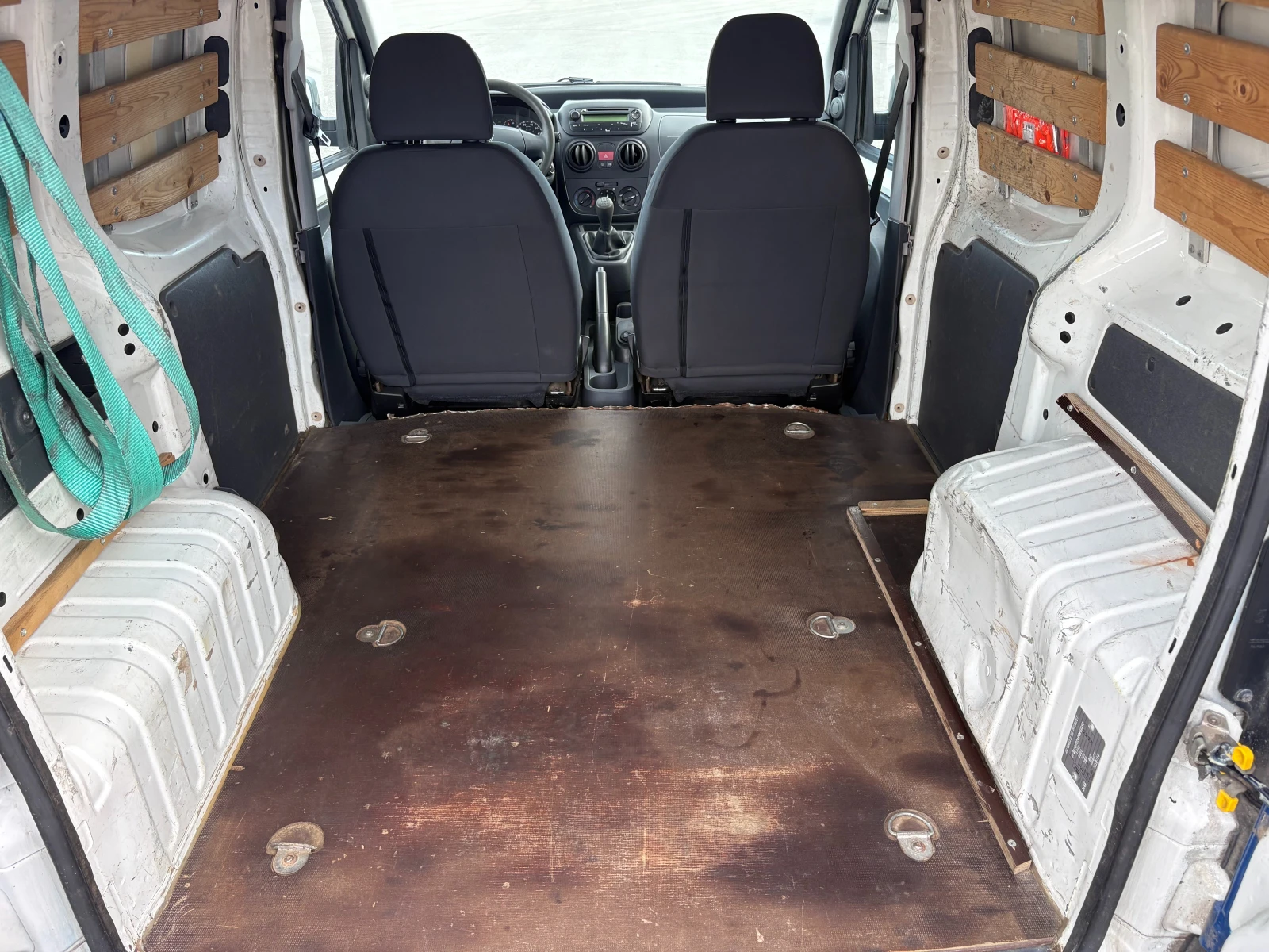 Fiat Qubo 1.4DIESEL, снимка 8 - Автомобили и джипове - 54744463