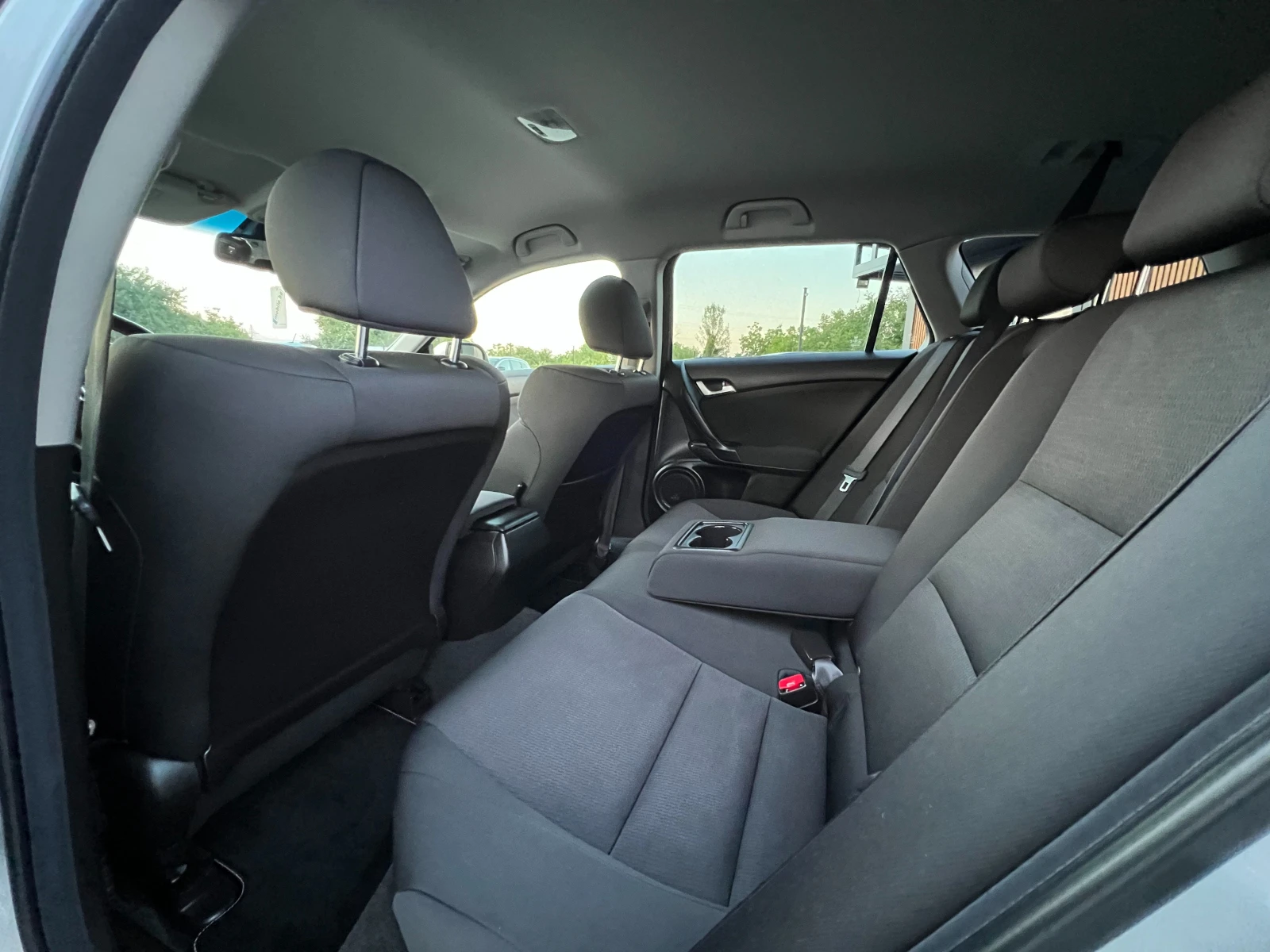 Honda Accord 2.0i-VTEC 135256км/JHMCW1780FC200309/Серв. история, снимка 10 - Автомобили и джипове - 55592206