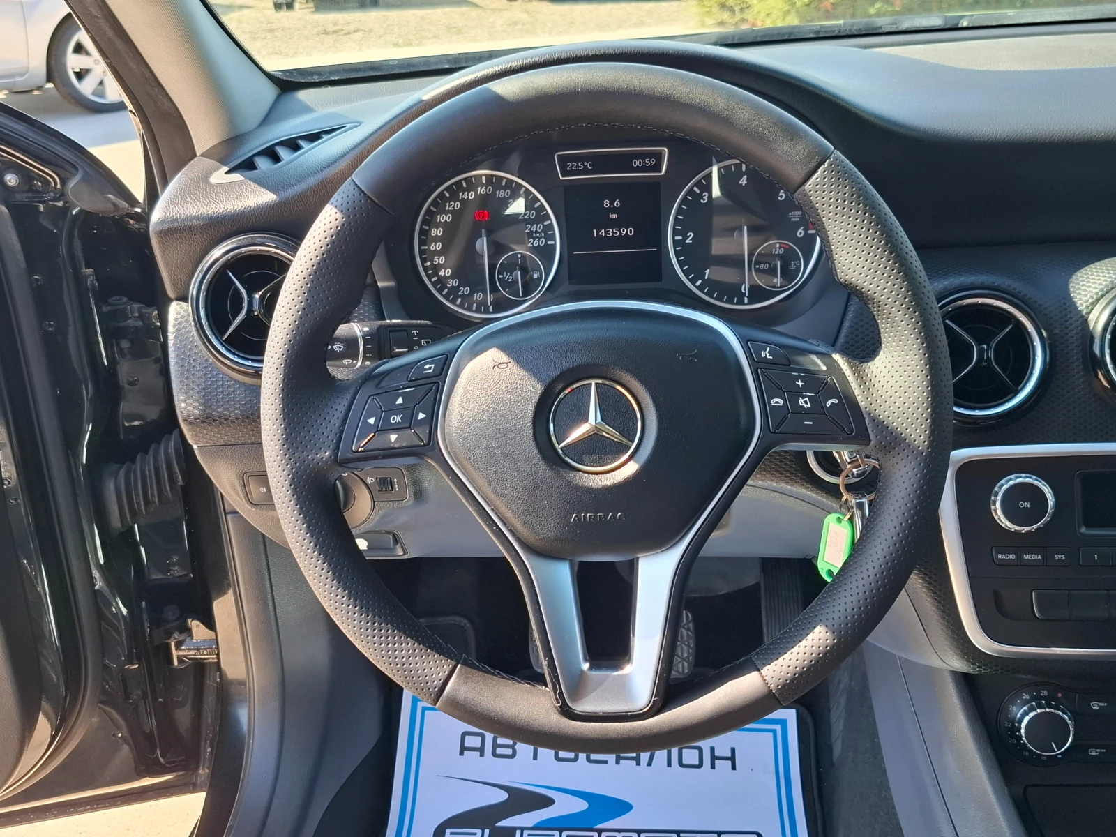 Mercedes-Benz A 180 CDI/Euro5B, снимка 8 - Автомобили и джипове - 55622374