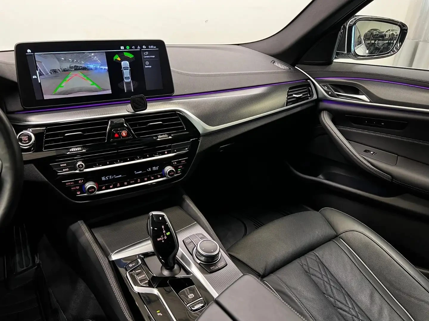 BMW 540 xDrive 40i* FACE* КОЖА* НАВИ* ПАНО* АВТОКРЕДИТ, снимка 16 - Автомобили и джипове - 55657182