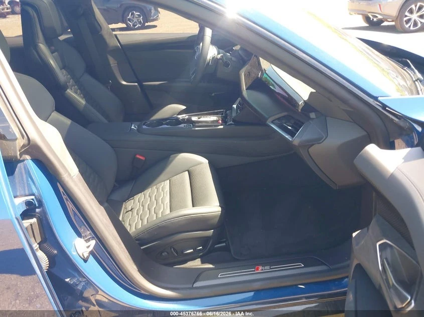 Audi E-Tron GT quattro, снимка 5 - Автомобили и джипове - 55719990