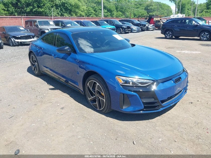 Audi E-Tron GT quattro, снимка 6 - Автомобили и джипове - 55719990