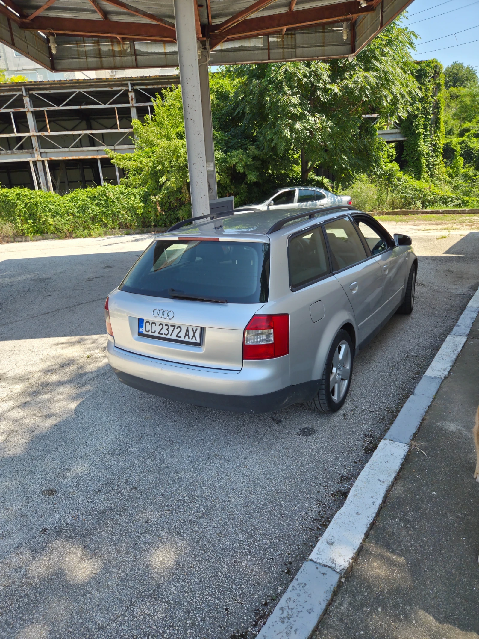 Audi A4 1, 9 TDI, снимка 3 - Автомобили и джипове - 55807964